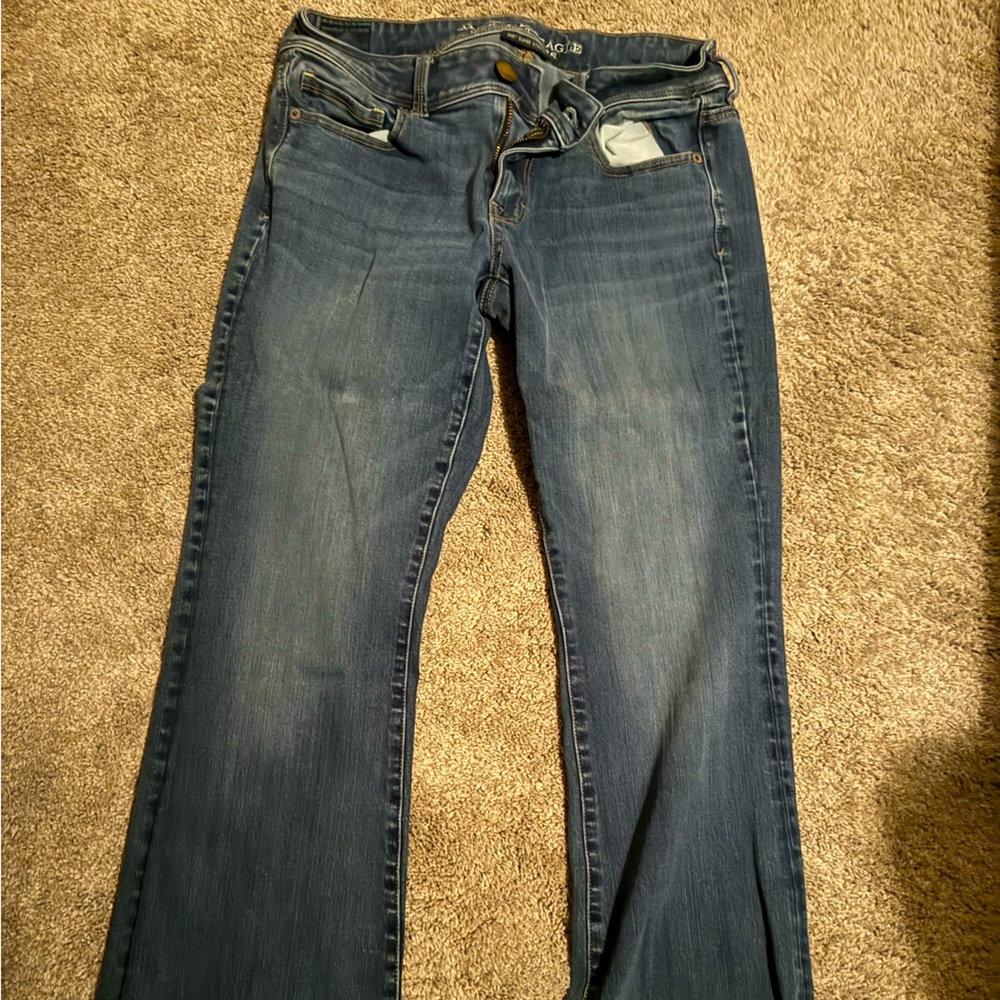 Women’s American Eagle preowned kick boot jeans